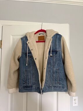 Levi’s Sherpa Jean Jacket